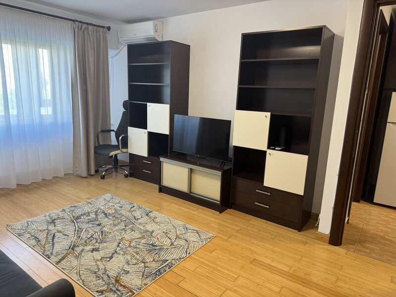 Unirii, Camera de Comert, Mircea Voda, adiacent